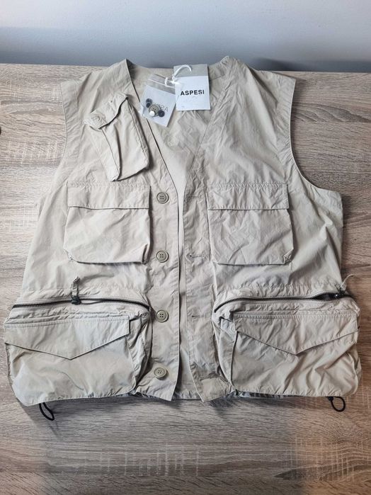 Vesta ASPESI Noua cu eticheta, marime XL, model UMARELL I706