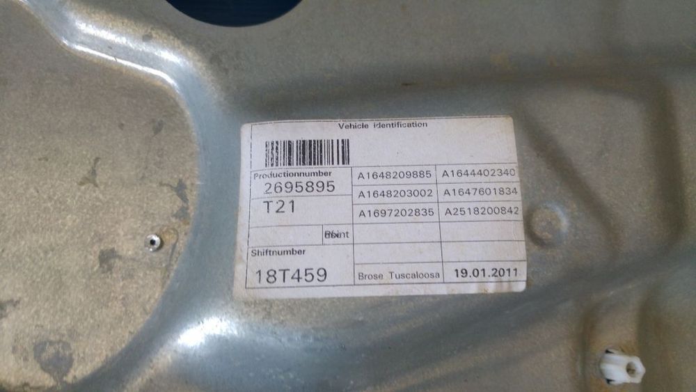 macara usa dreapta fata mercedes ml w164 facelift 2011