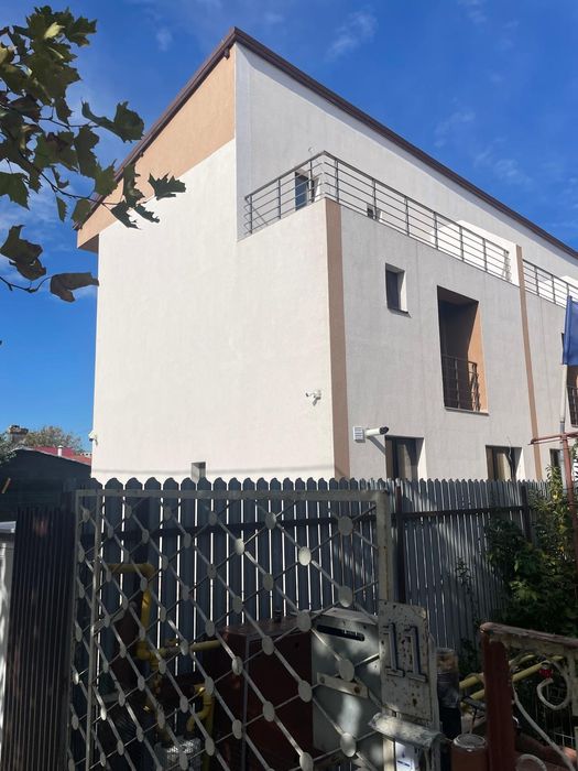 Vilă P+2E  de inchiriat