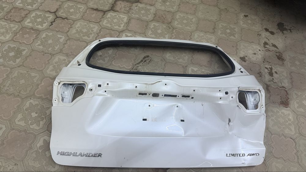 Продам запчасти на Toyota Highlander
