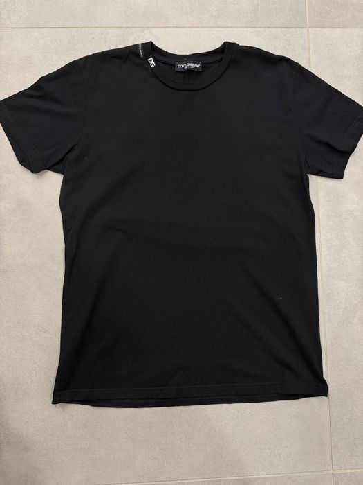 Маркови тениски отговарящи на размер Л