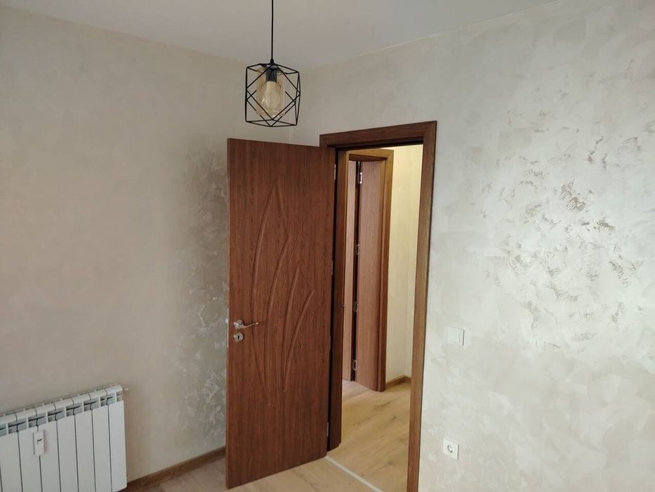 Дава се под наем Тристаен апартамент в София, Гео Милев - 80 кв.м за 866.49 € - Снимка #6