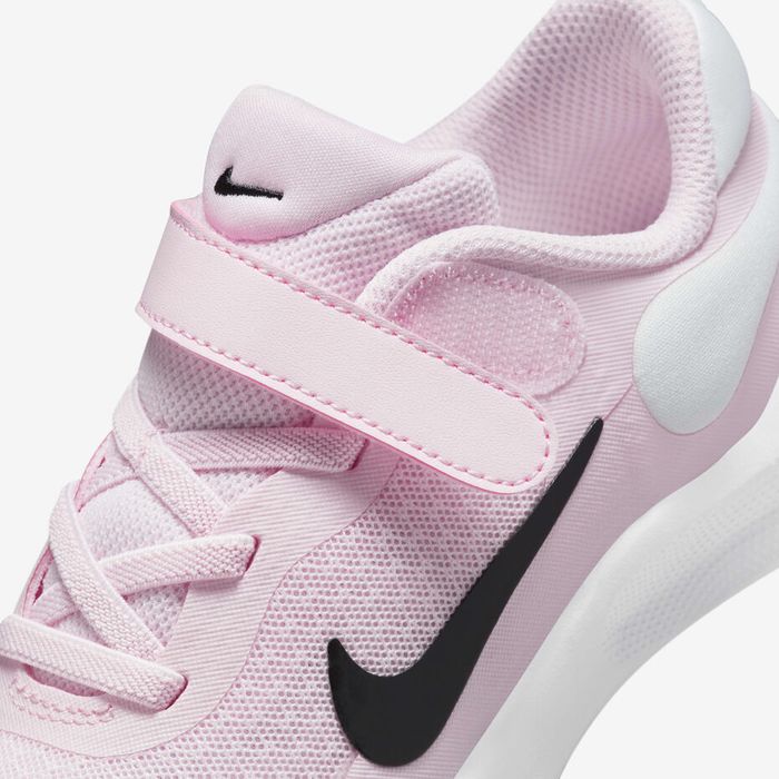Nike Revolution 7 Younger Kids Shoes Найк детски маратонки момиче