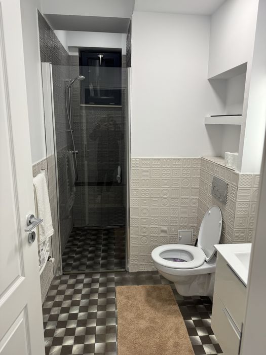 Inchiriez apartament 2 camere bloc nou