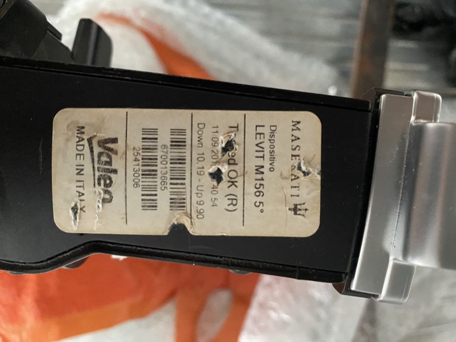 Padele Volan Maseratti Ghibli / Levante / Quattroporte (2014 - 2020) Originale OEM