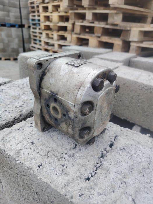 Насос для гидравлики Балканкар