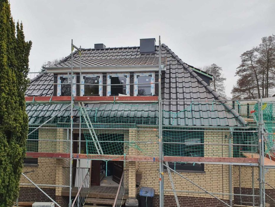 Oferim servicii profesionale acoperișuri: reparații, mansardări