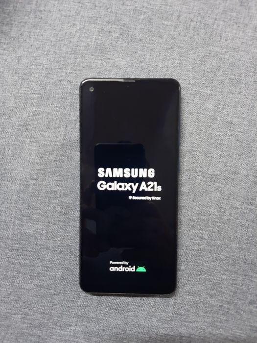 Telefon Samsung Galaxy J5, Samsung Galaxy J3