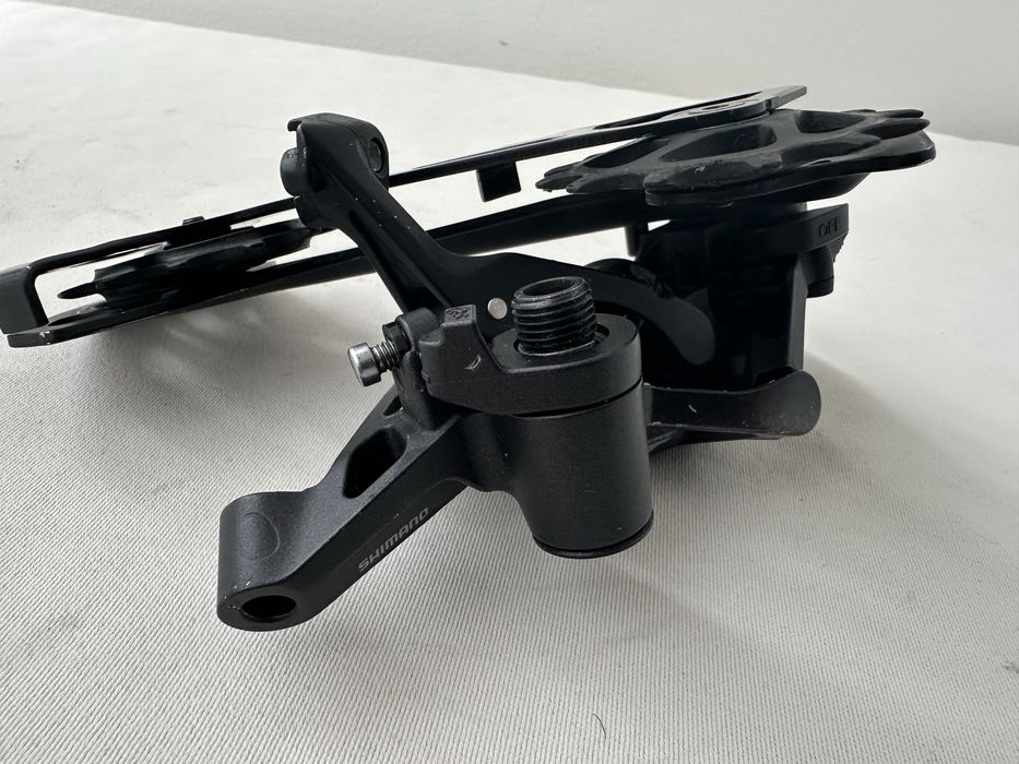 SHIMANO DEORE XT RD-M8100-заден дерайльор