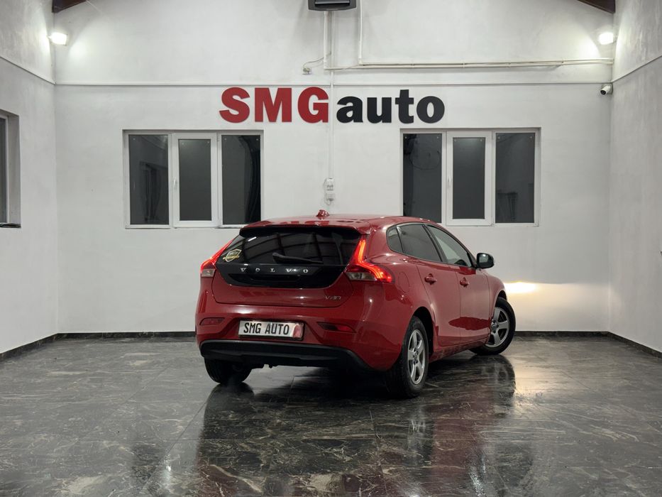Volvo V40 1.6 115 CP 2013 Euro 5 SE POATE IN RATE