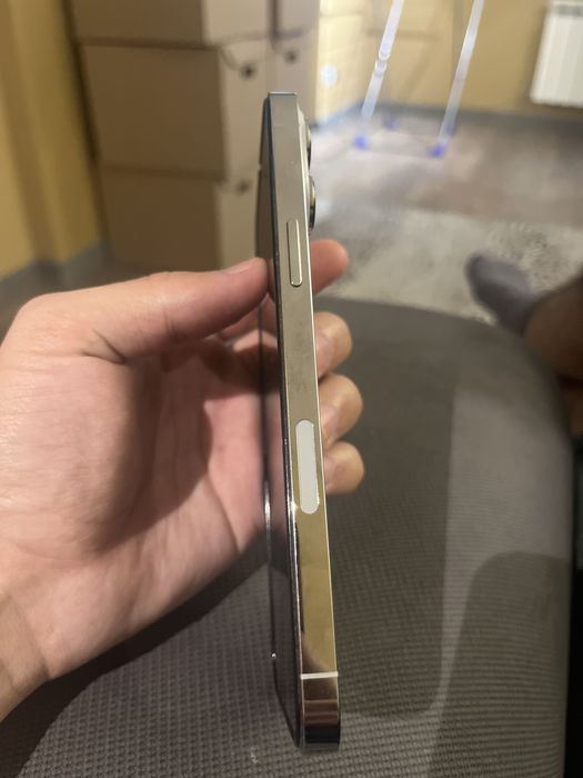 Продам Iphone 13 pro max