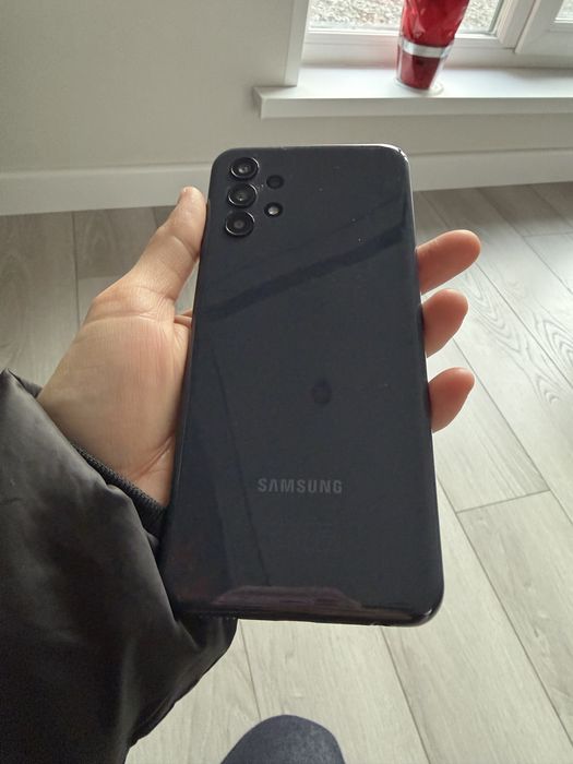 Самсунг А13 в хорошем сотоянии