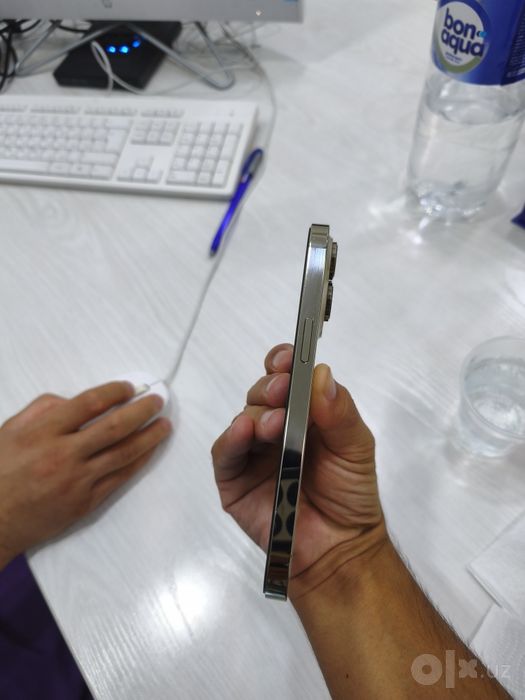 Iphone 14 pro gold
