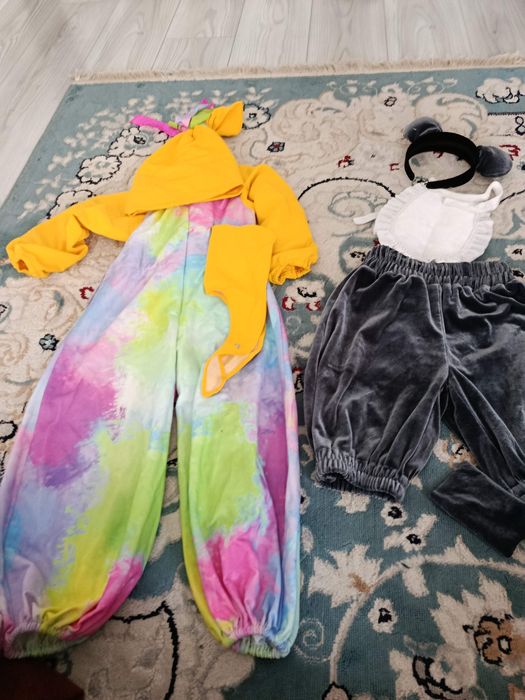 Продам костюмы для танцев