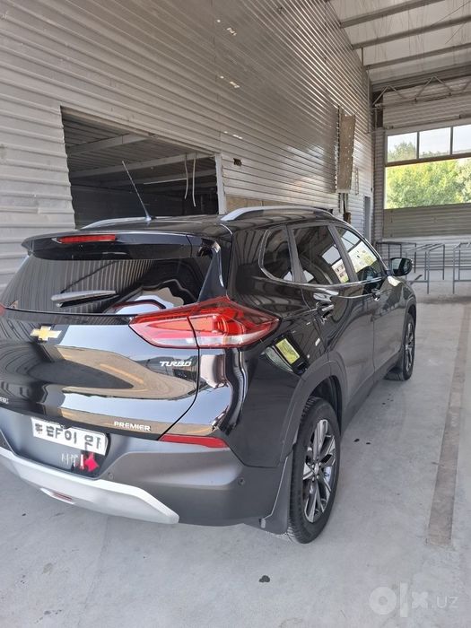 Tracker 2 Premier sotiladi 2024