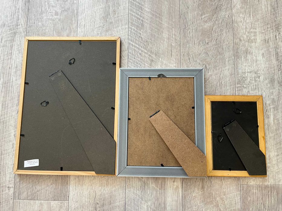 За все 3 рамки 1000 тенге.