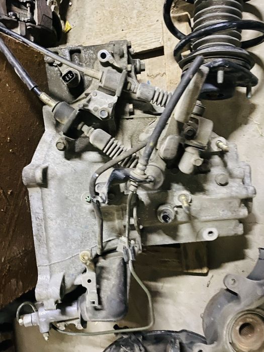 Продается мотор Honda Fit Jaz кондиционер полный комплект каробка