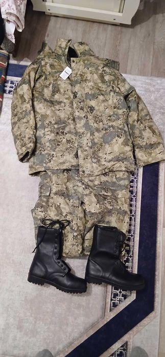 Бушлат,ватник и берцы