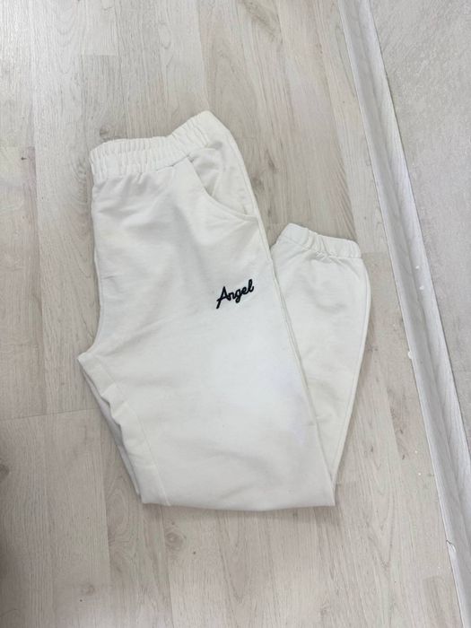 Oppoq turetskiy joger ( triko) holati yangi