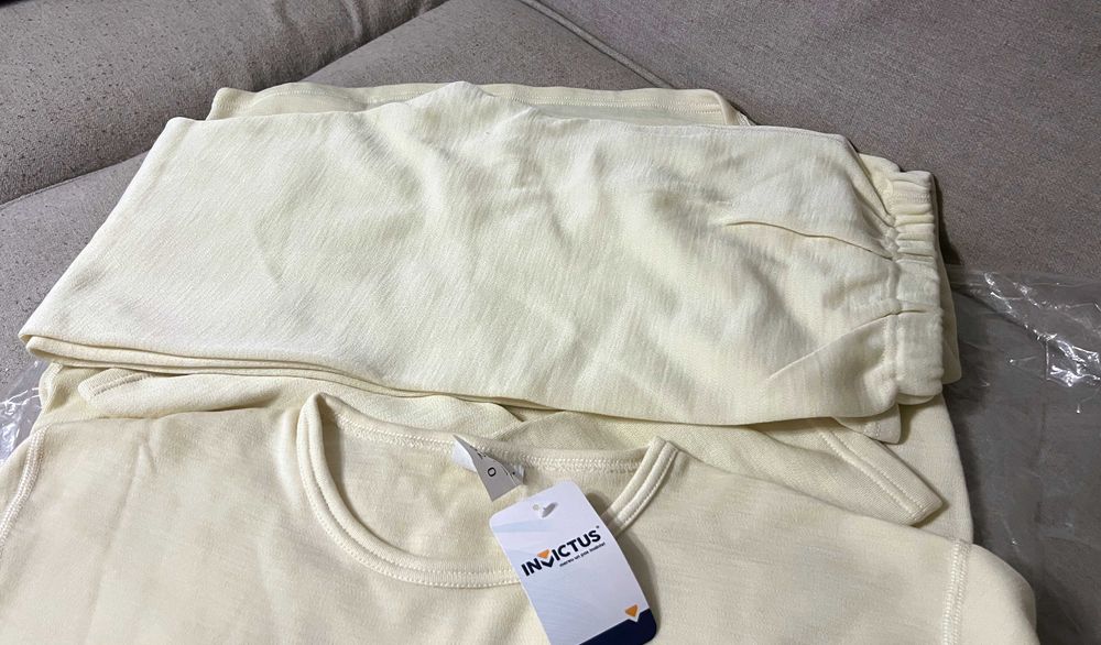 Costum intemperii Armata Romana Invictus NOU marime 52