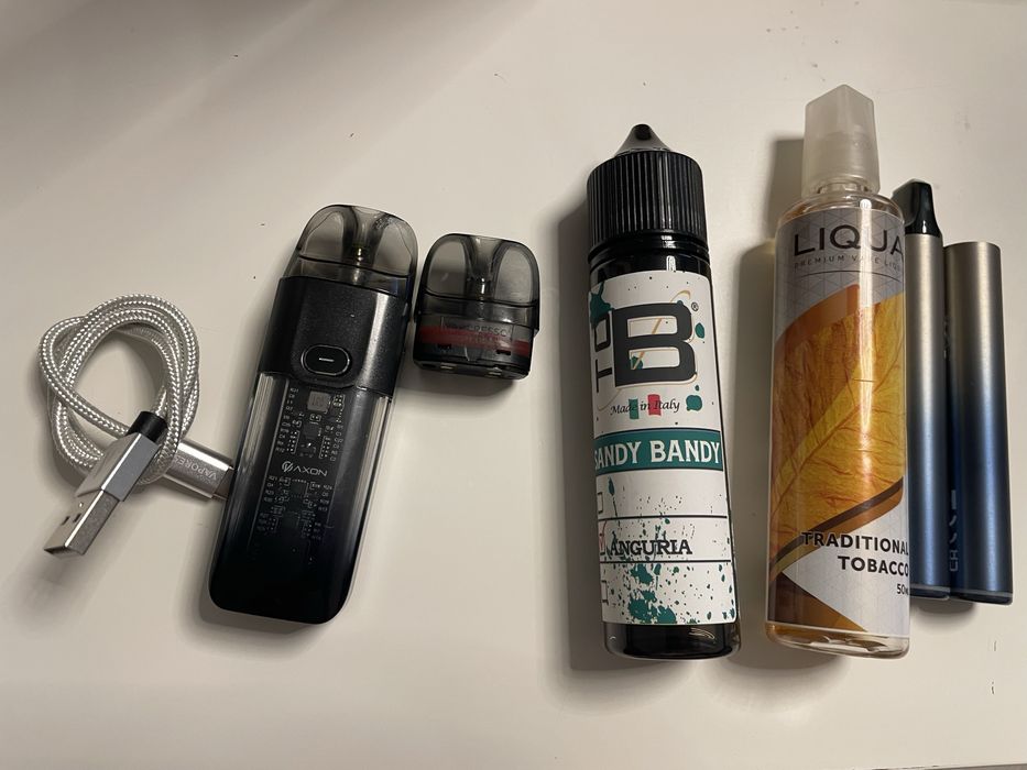 Kit tigara electronica Vaporesso luxe x cu lichid si elfbar