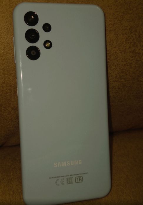 Продам телефон самсунг