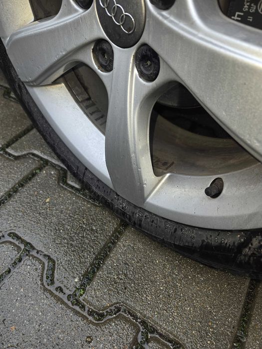 Anvelope iarna Dunlop 195/50/R16/ OFERTA 2  buc, negociabil, 400 lei