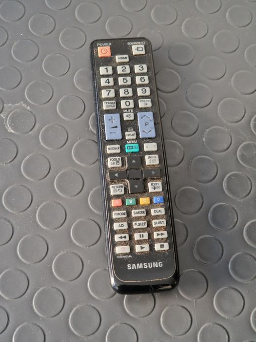 Телевизор Samsung 32" UE32C4000