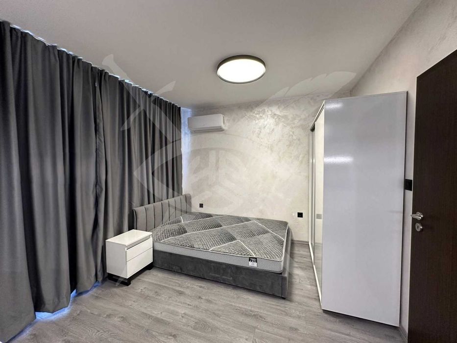 Дава се под наем Едностаен апартамент в Варна, Левски - 40 кв.м за 420 € - Снимка #1