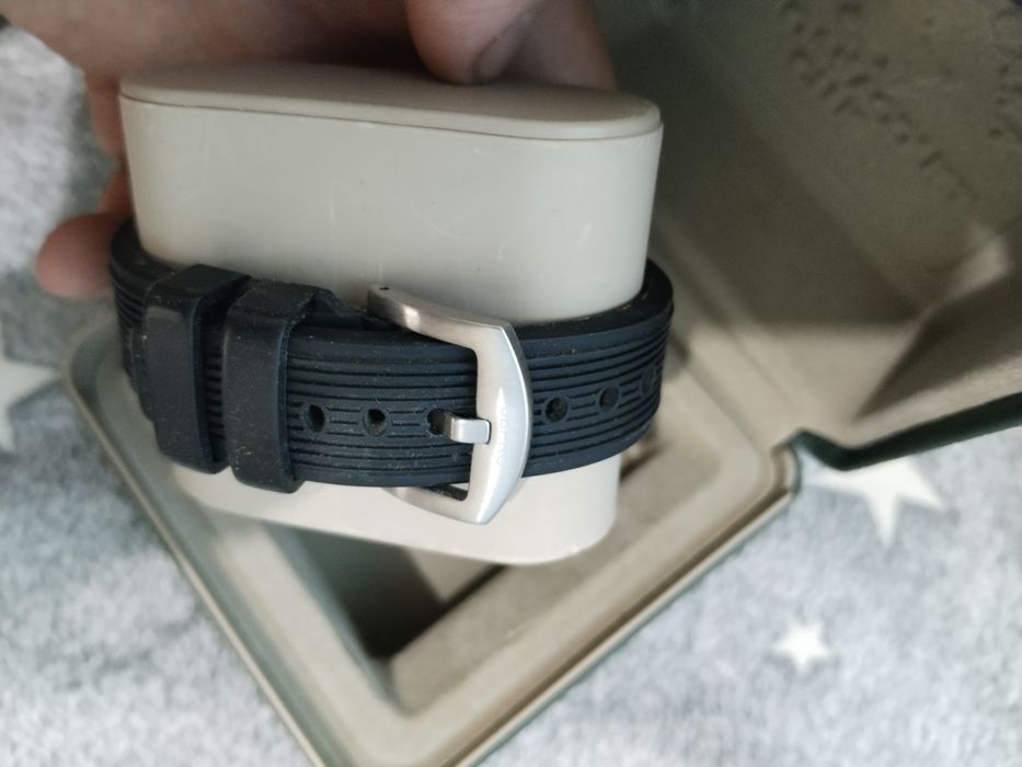 Продам наручные часы