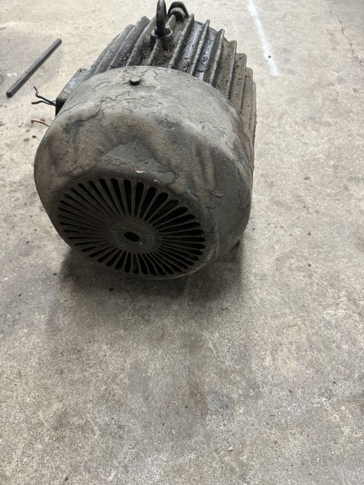 Ел двигател 5 киловата