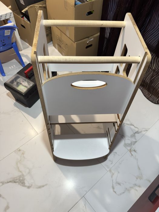 Монтесори учебна кула / кухненска помощна кула – регулируема височина