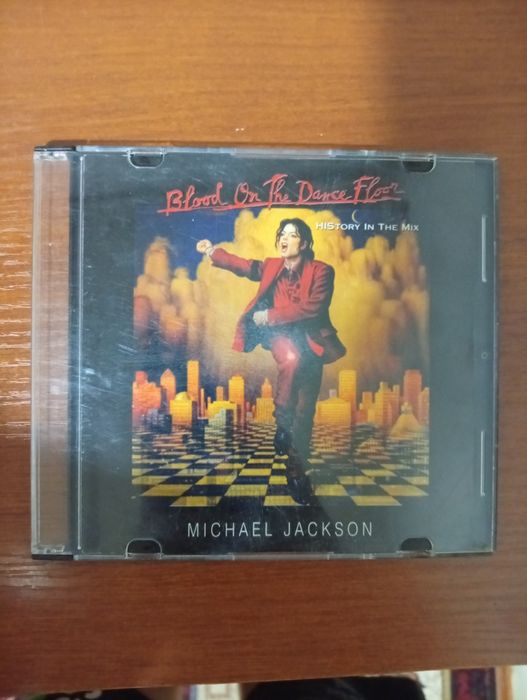 Blood on the Dancefloor от Майкла Джексона.
