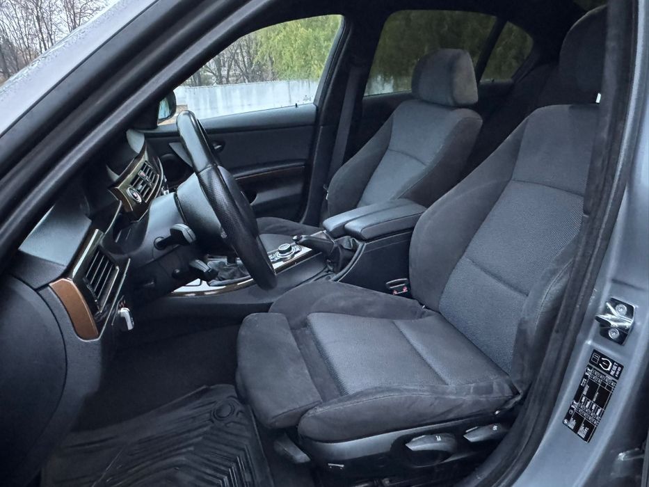 BMW 320 2009 facelift