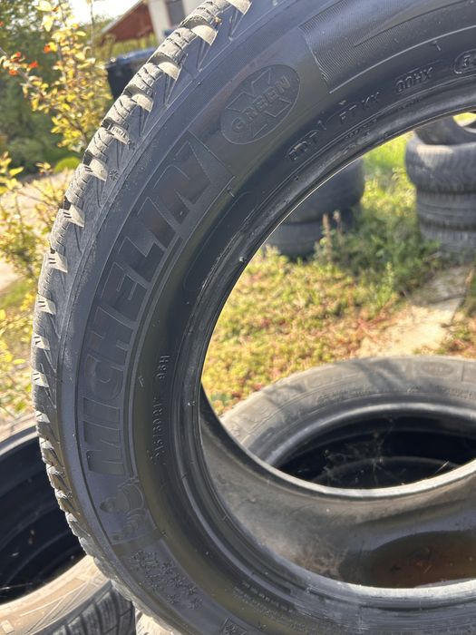 4 зимни гуми michelin 215 60 17 8mm
