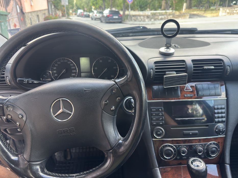 Мерцедес C220 - AMG Салон