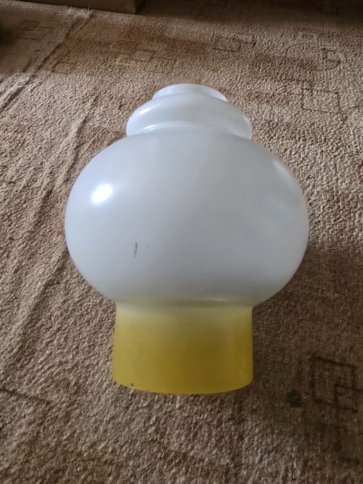 Продам плафоны разные