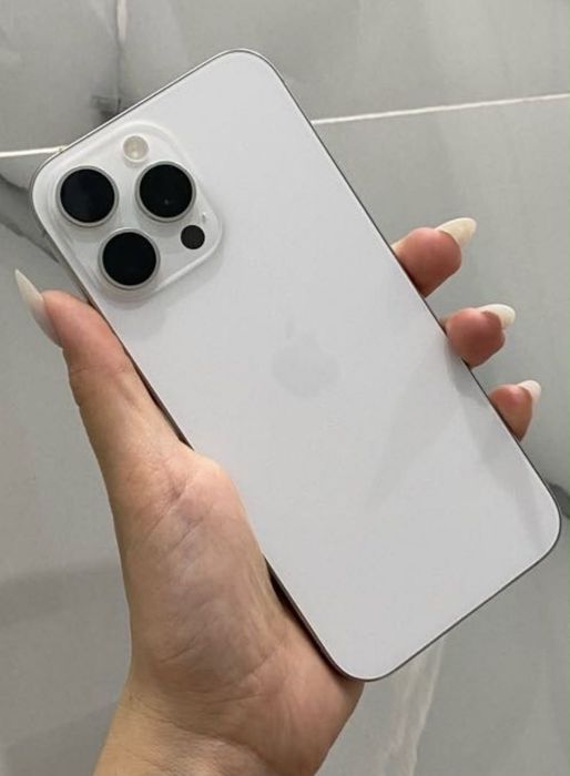 Продам iPhone 16pro max в идеальном состоянии