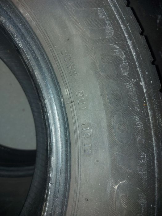 2 cauciucuri Brigestone 205 75 16c  vara