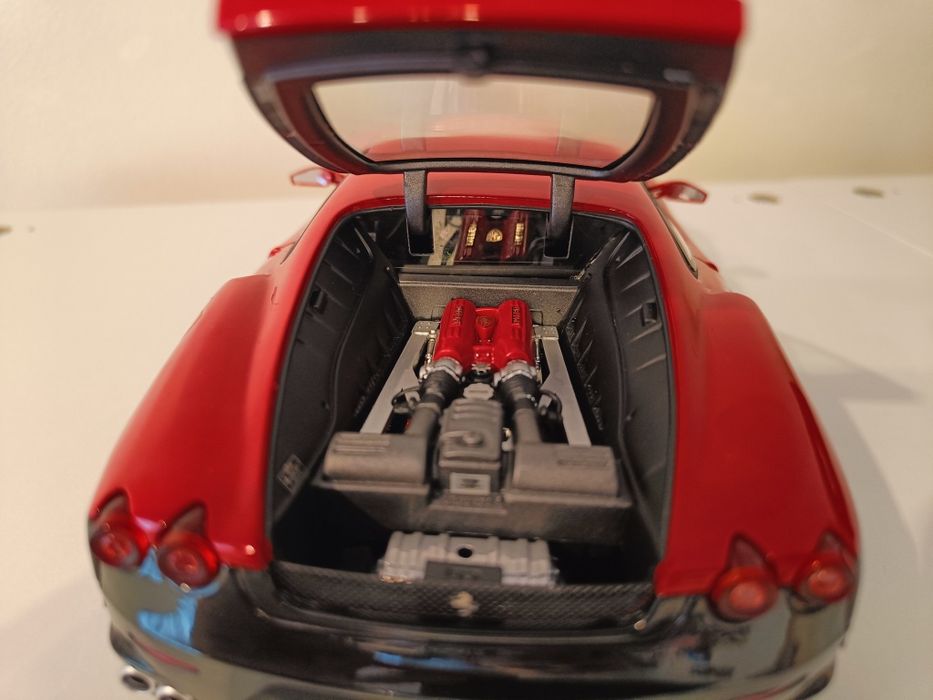 Ferrari F430, Hot wheels elite 1:18