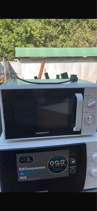 Микроволновка срочно продам