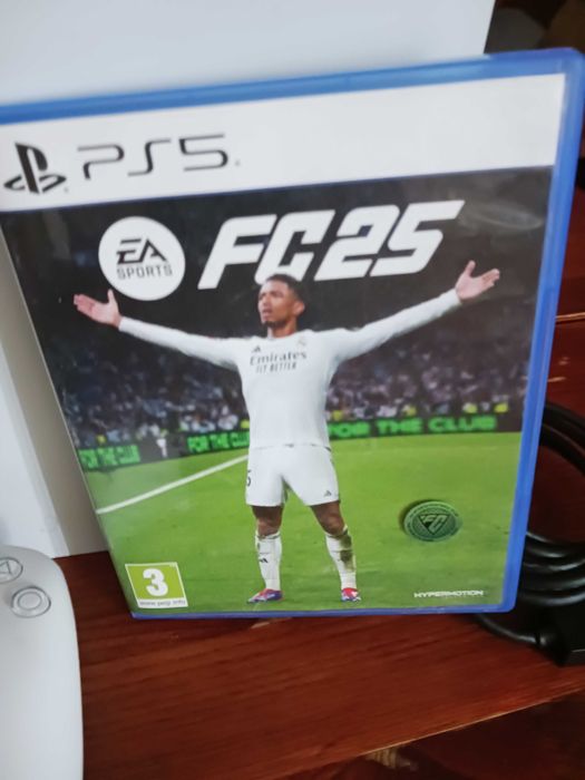 Playstation 5 Slim Disc Edition 1 TB Bundle + Dual Sense + EA Sports FC 25 & FC26