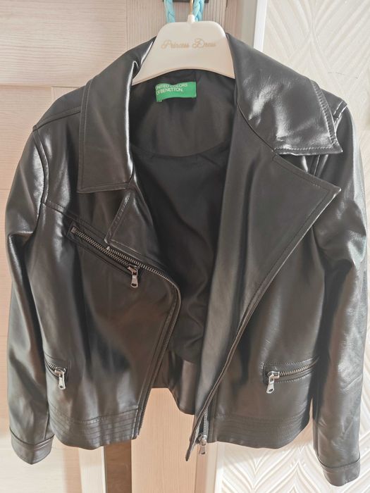 Кожаная куртка для девочки