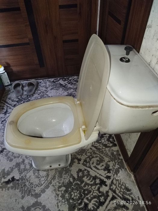 Отдам даром унитаз БУ  самовывоз
