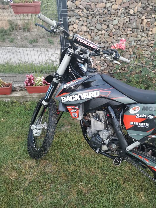 Продавам KTM 350 – кросов мотор, отлично състояние