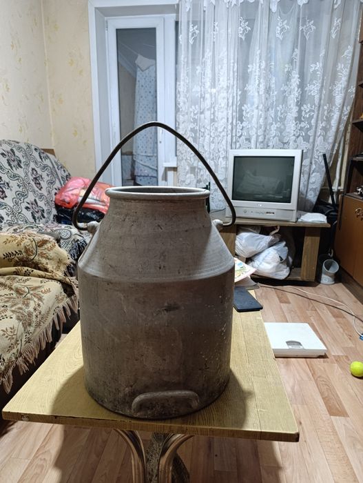 Продам бедон алюминиевый