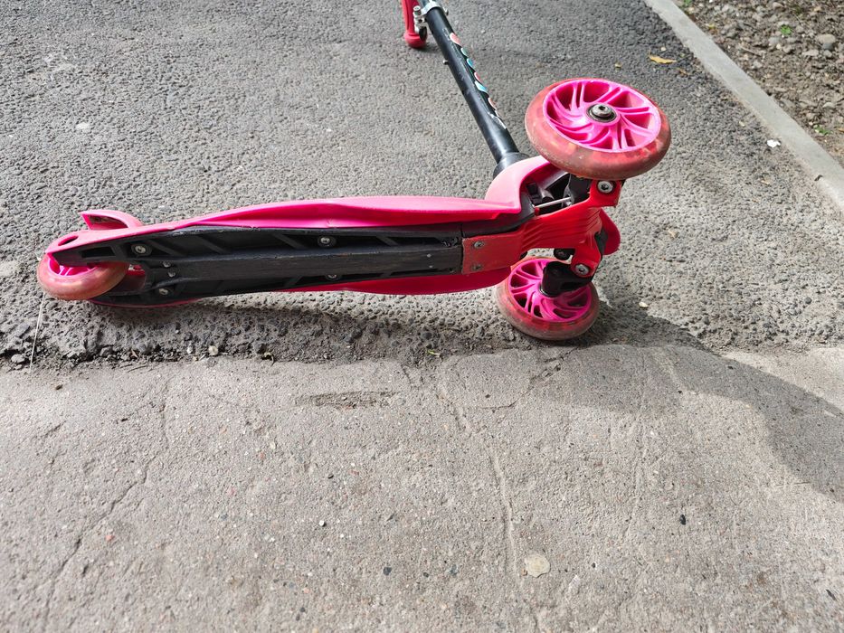 Самокат детский, станция метро Москва