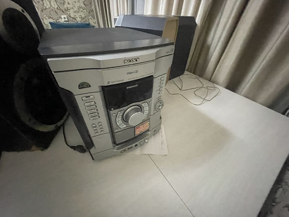 Калонкаааааа Sony Creation