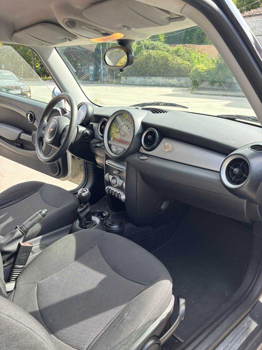 MINI ONE 1.6i 2010 г. нов внос