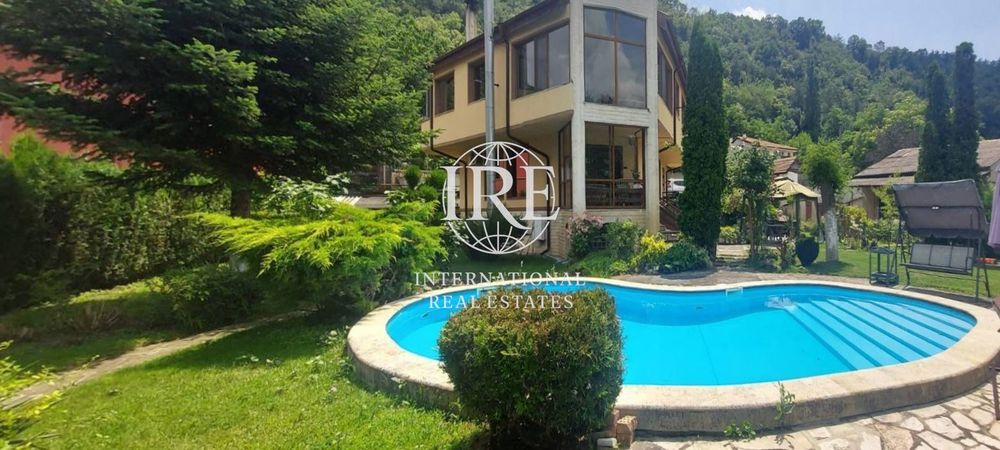 Продава се Къща в Варна, Аспарухово - 310 кв.м за 836 €/кв.м - Снимка #11